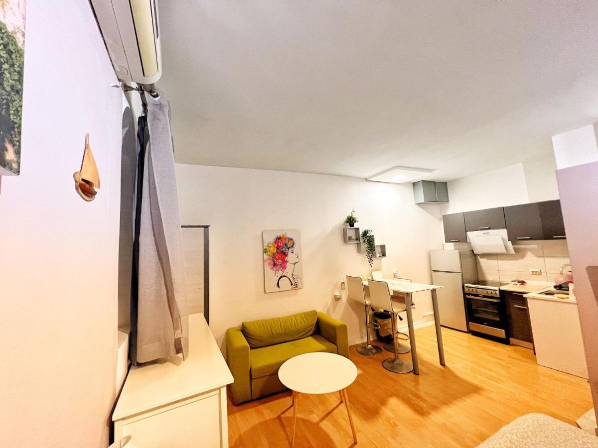 Klarisa Split Center Apartment ภายนอก รูปภาพ